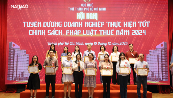 [MBB] ✨ MẮT BÃO BPO VINH DỰ ĐƯỢC TUYÊN DƯƠNG DOANH NGHIỆP NỘP THUẾ TIÊU BIỂU TẠI TP. HỒ CHÍ MINH ✨